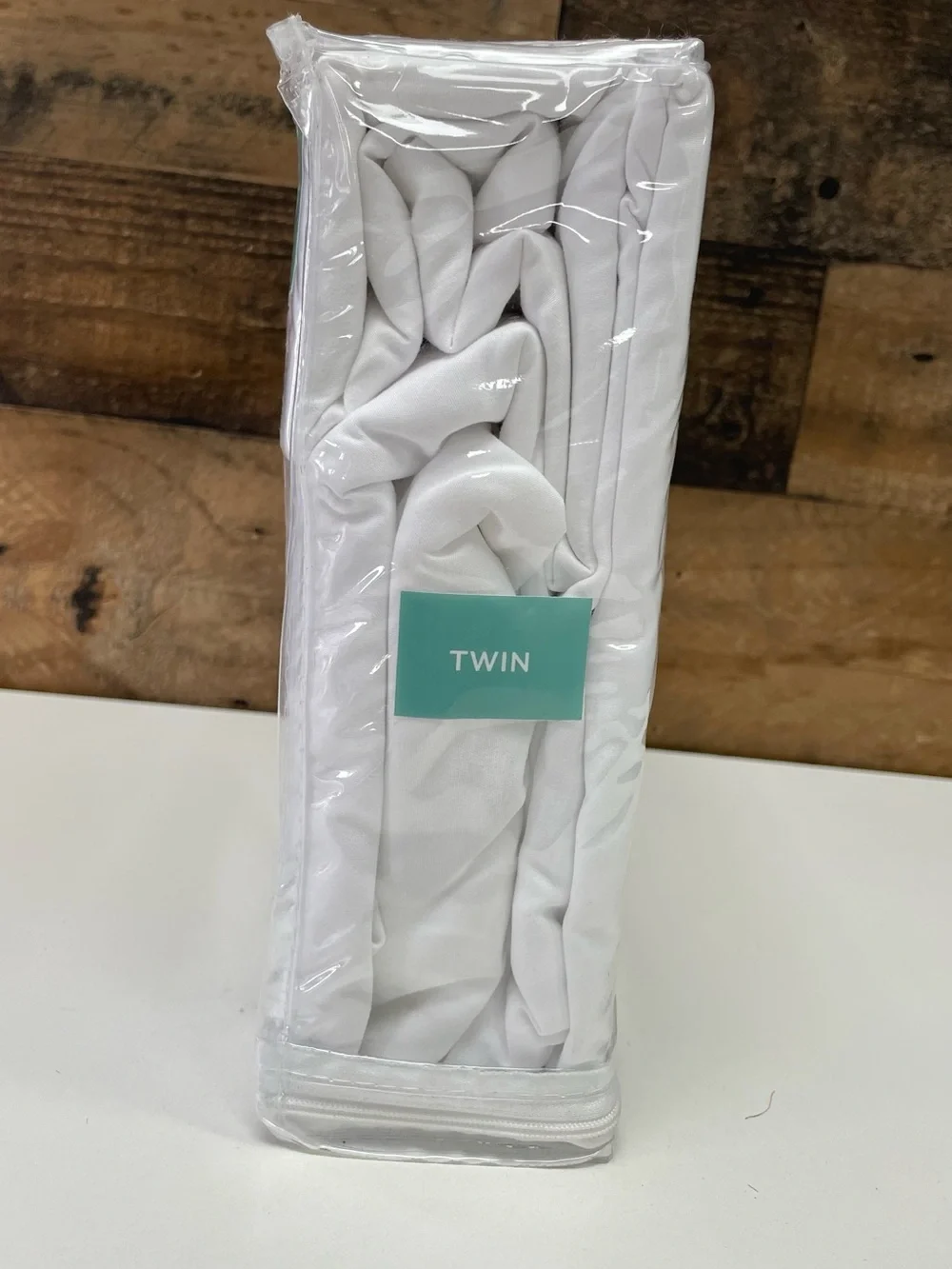 NEW Kaycie Gray Twin 4-Piece White Sheet Set | Super Soft Microfiber